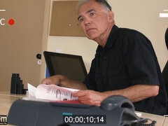 흑갈색 머리, 깊은목구멍, 키스, 대단히, 자연의 가슴, 사무실, 삼키다, 청소년