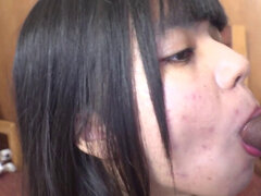 Inexperienced Student Cums While Jerking Off Her Pussy