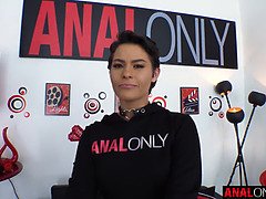 Analny, Obciąganie, Brunetka, Głebokie gardło, Hd, Naturalne cycki, Lizanie odbytu, Ogolona