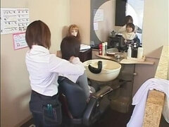 Amatööri, Aasialainen, Tyttö, Ryhmäseksiä polvistuneen naisen kanssa, Spermashotti, Japanilainen, Julkinen, Teini