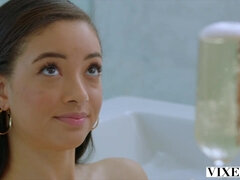 Suihinotto, Kyrpä, Tumma, Hd, Suudella, Luonnolliset tissit, Ratsastaa, Teini