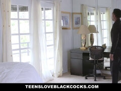 Asiatique, Noire, Noir ébène, Hard, Interracial, Petite femme, Réalité, Nénés