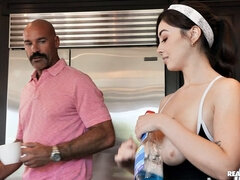 Grote mammen, Blond, Vingeren, Handbeurt, Keuken, Vrijster, Kut duiken, Tatoeage