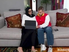 18 χρονον, Μεγάλα βυζιά, Μελαχροινή, Χύσιμο, Στο πρόσωπο, Σκληρό, Ηδ, Έφηβος