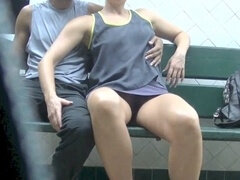 Universiteit, Flashing, Man, Moeder die ik wil neuken, Openbaar, Onder de rok, Bekijker