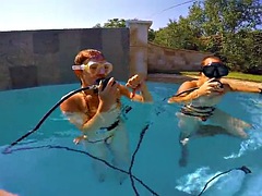 Couple movies: the couple Eva Sasalka and Jason fucking underwater