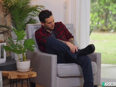 Kuřba, Brunetka, Prichytení, Podvádzanie, 2 ženy 1 muž, Priateľka, Hardcore, Sprcha