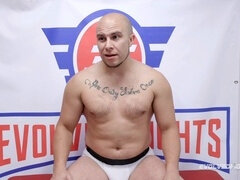 Пальцем, Лизание, Реалити