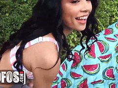 Brunette brune, Hard, Hd, Seins naturels, Petite femme, Pov, Public, Chatte