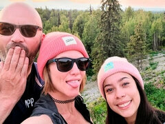 Avsugning, Dominans, Fetisch, Handjobb, Slick, Trosor, Kort hår, Tonåring