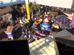 Amaterji, Razkazovanje jošk v javnosti, Girlfriend, Latinka, Majhen, Španka, Striptiz, Joške