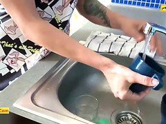 Bella, Cougar, Papà, Sega, Baciando, Mamma che vorrei scoparmi, Mamma, Matrigna