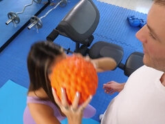 Perse, Iso perse, Rintava, Rankka, Luonnolliset tissit, Pornotähti, Todellisuus, Vaimo