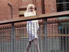 Velké kozy, Blondýna, Stříkání spermatu, Honění, Hd, Podpatky, Spodní prádlo, Sestřička