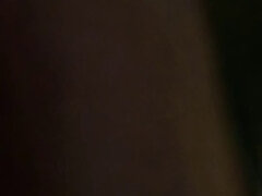 Roztomilá, Na verejnosti, Shemale