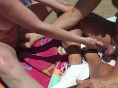 Leie, Strand, Grosser schwanz, Schmutzig, Flashen, Deutsch, Milf, Muschi