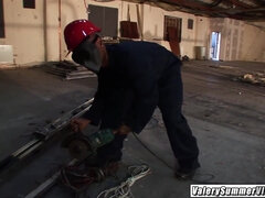 Gros cul, Gros seins, Brunette brune, Européenne, Talons, Interracial, Mère que j'aimerais baiser, Plan cul à trois