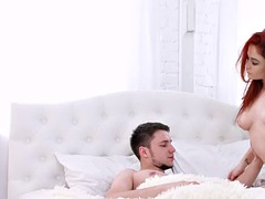 Baben, Stora tuttar, Avsugning, Sperma shot, Kysser, Slick, Rödhårig, Tonåring