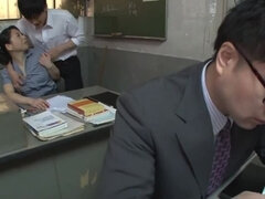 Mature teacher in pantyhose fingering creampie in office