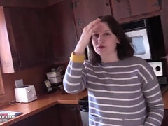 Bodacious MILF pops up in arousing xxx scene