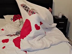 Amatorka, Duży kutas, Obciąganie, Wytrysk, Gej, Hardcore, Latynoska, Niespodzianka