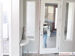 Stor stjärt, Avsugning, Brunett, Sperma shot, Hardcore, Hd, Mogen, Milf