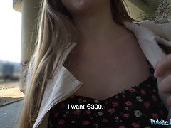 Tette grandi, Brunetta, Pisello, Hardcore, Orgasmo, Punto di vista pov, Pubblico, Tette