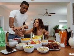 Grande cazzo, Pompino, Da dietro, Dominazione, Di colore, Interrazziale, Piccola