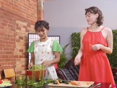 Dodi & Rubi Valentine - Salad Mates