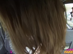 69:an, Rumpa, Bil, Kvinna, Slick, Onani, Utomhus, Fitta