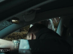 Kuřba, Brunetka, Cuckold, Péro, Sezeni na obličeji, Na obličej, Výprask, Pička