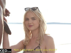 Blondin, Avsugning, Snopp, Doggystyle, Ansiktsbehandling, Mellanrasig, Party, Rider