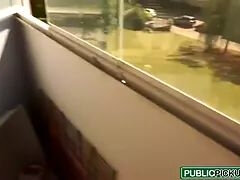 Cul, Exhib, Maman, Pov, Public, Criant, Rasée, Adolescente