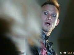 Μωρό, Μεγάλος κώλος, Μεγάλος πούτσος, Μεγάλα βυζιά, Πίπα, Σκληρό, Μουνί, Τρίο