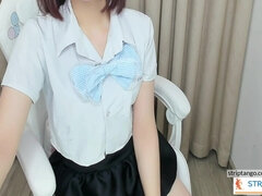 Shy Japanese on striptango com chat