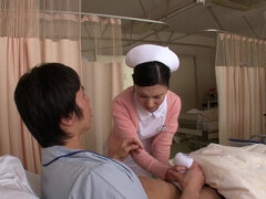 Asiáticoa, Morena, Japonêsa, Enfermeira, Baixinhoa, Sexo grupal a três