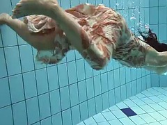 Красивые, Большие сиськи, Бикини, Брюнетки, Лесбиянка, Бассейн, Софткор, Под водой