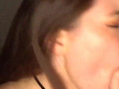 18 jaar, Enthousiasteling, Pijpbeurt, Naakte man aangeklede vrouw, Stel, Doordringend, Russisch, Tiener