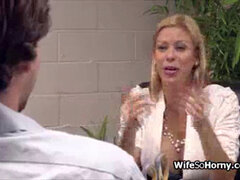 Πίπα, Ώριμη, Ώριμη γυναίκα, Πραγματικότητα, Καλσόν