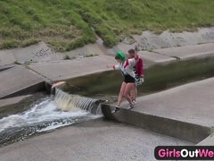 Peludo, Sexo duro, Hd, Lesbiana, Al aire libre, Público, Adolescente