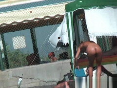 Strand, Im freien, Öffentlich