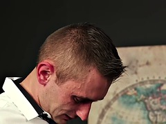 Nana, Britannique, Homme nu et filles habillées, Collège université, Européenne, Femme dominatrice, Étudiant, Professeur