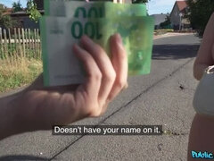 Sucer une bite, Brunette brune, Queue, Talons, Léchez, Chatte, Rousse roux, Tatouage