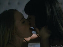 69 negenenzestig, Kont, Slaapkamer, Blond, Stel, Vrouw, Spijkerbroeken, Tieten likken