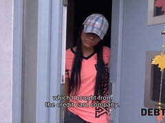 Πίπα, Μελαχροινή, Τσέχα, Λεφτά, Πρώτου προσώπου, Μουνί, Ο γιος, Τατουάζ