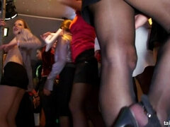 Vestite, Club, Interrazziale, Lesbica, Orgia, Festa, Raso, Scambisti