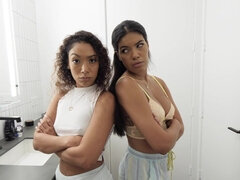 Musta, Ruskeahiuksinen, Takaapäin, Tumma, Hd, Sekarotuinen, Ajeltu, Teini