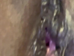 Schwarz, Reif, Muschi