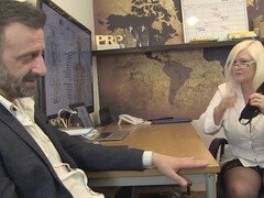 Store smukke kvinder, Stor pik, Pik sutte, Doktor, Briller, Onani, Ældre kvinde, Uniform