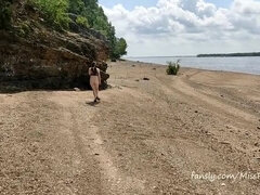 Spiaggia, Bella, Culo grosso, Da dietro, Hd, Nudo, Nudista, Pubblico